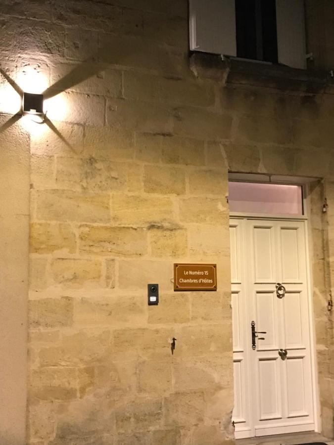 Le Numero 15 Saint-Seurin-sur-l'Isle Exterior foto