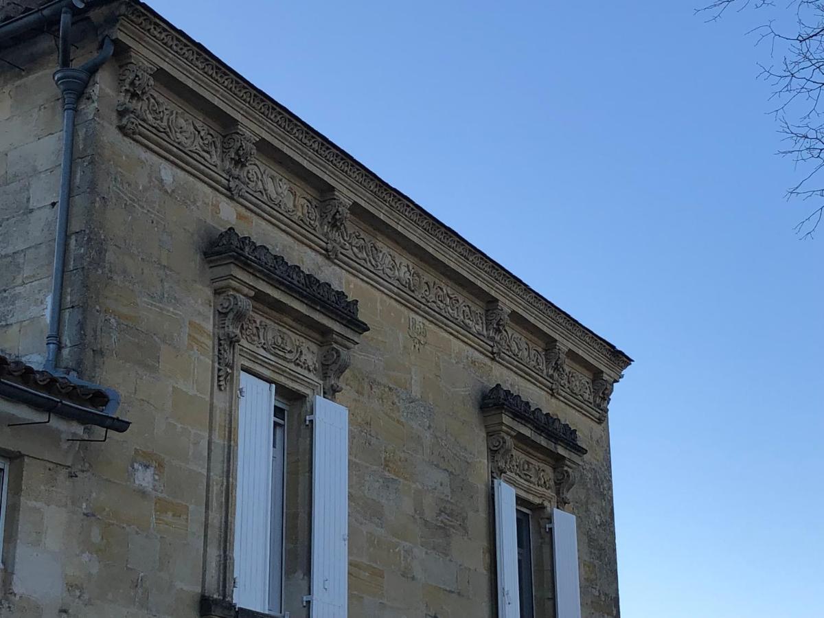 Le Numero 15 Saint-Seurin-sur-l'Isle Exterior foto